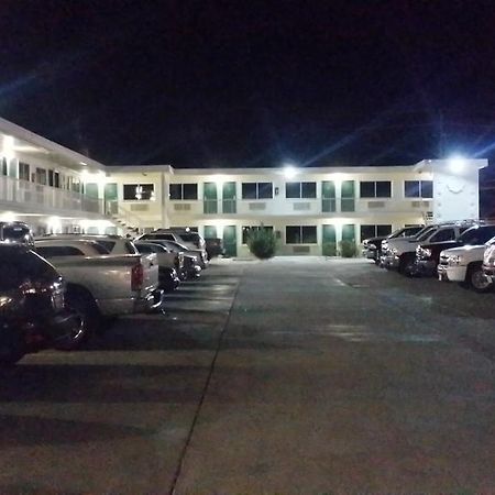 Desert Mirage Inn & Suites 니들즈 외부 사진