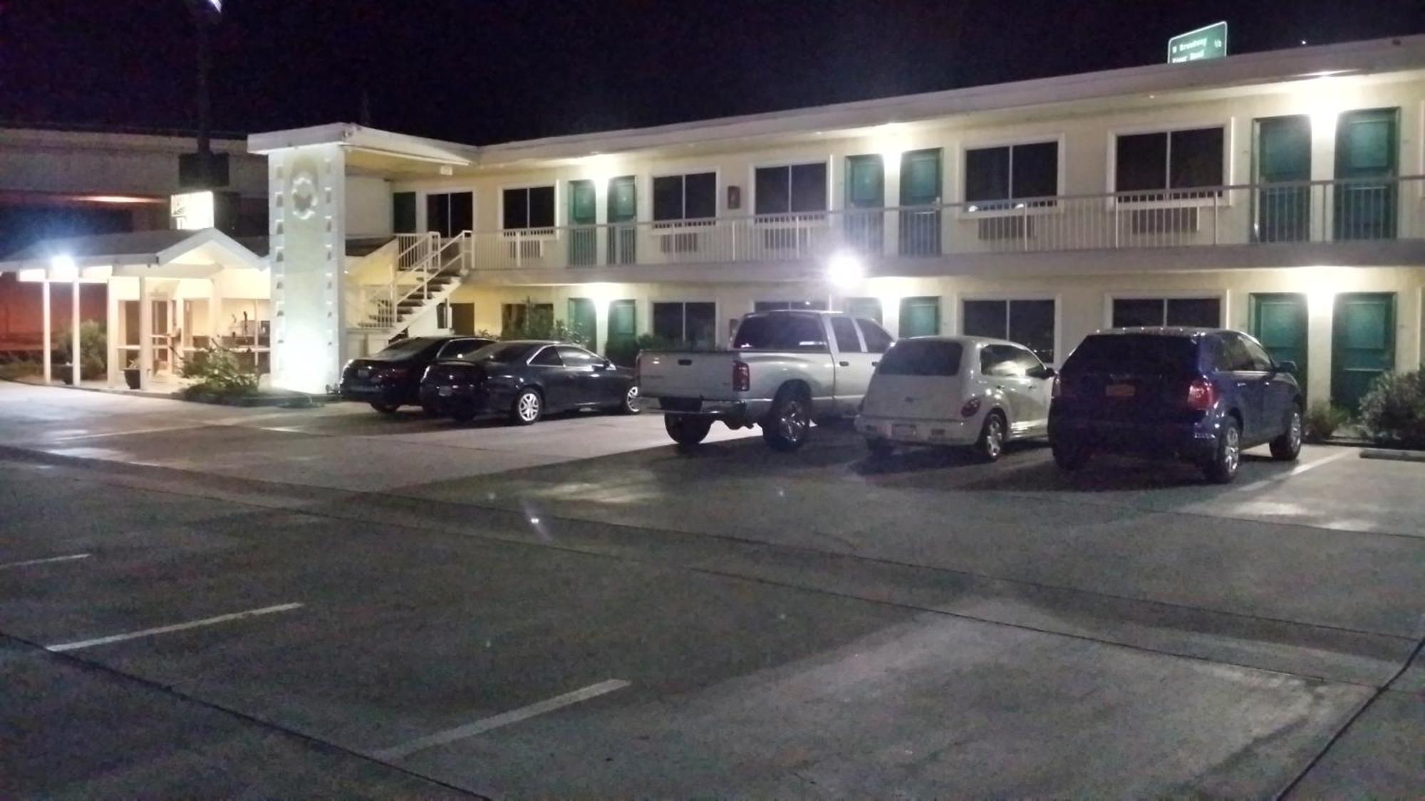 Desert Mirage Inn & Suites 니들즈 외부 사진