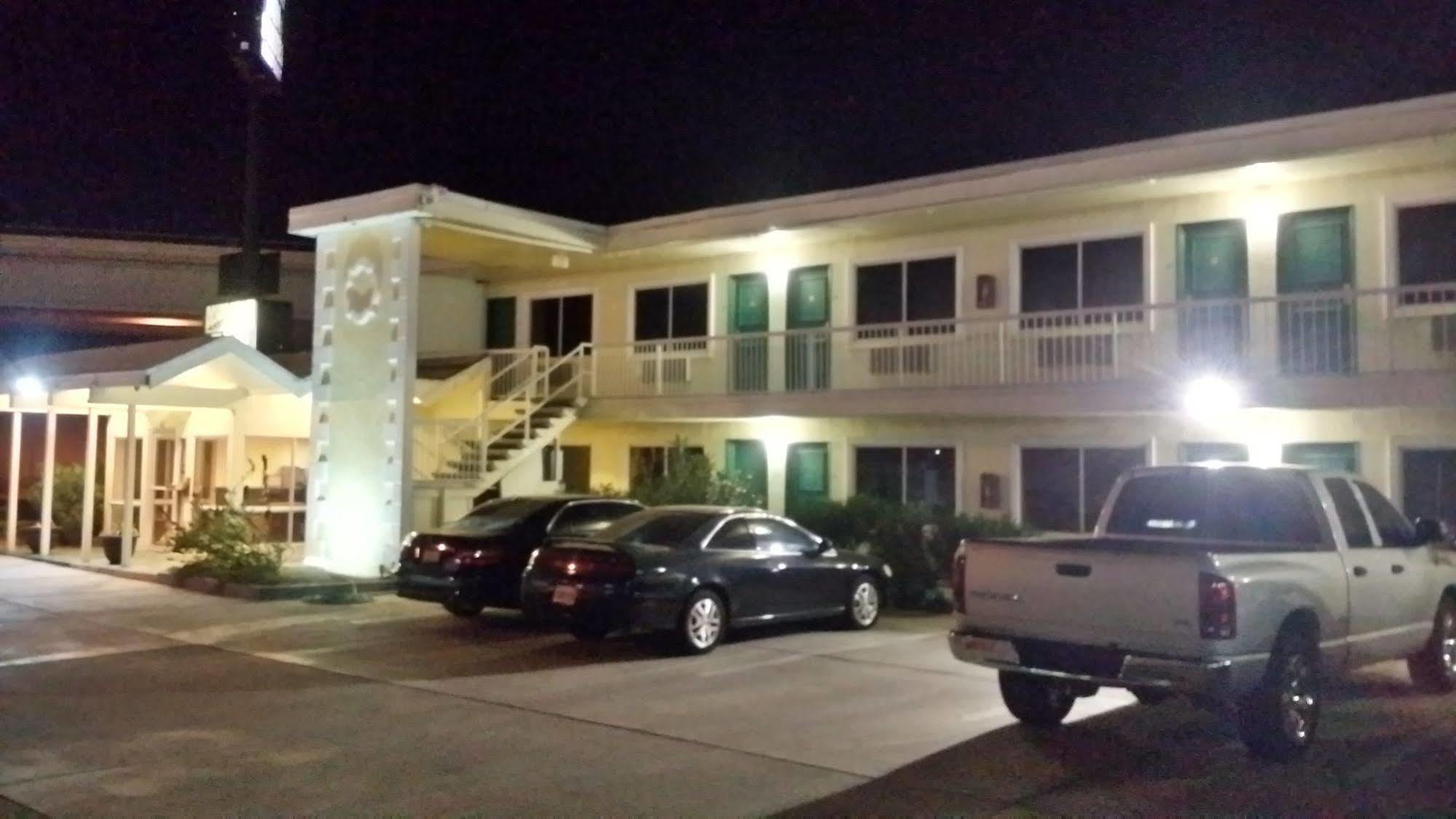 Desert Mirage Inn & Suites 니들즈 외부 사진