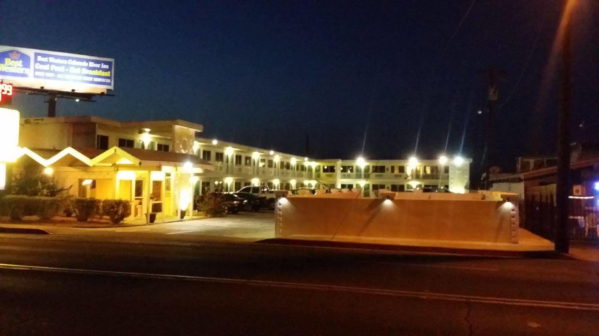 Desert Mirage Inn & Suites 니들즈 외부 사진